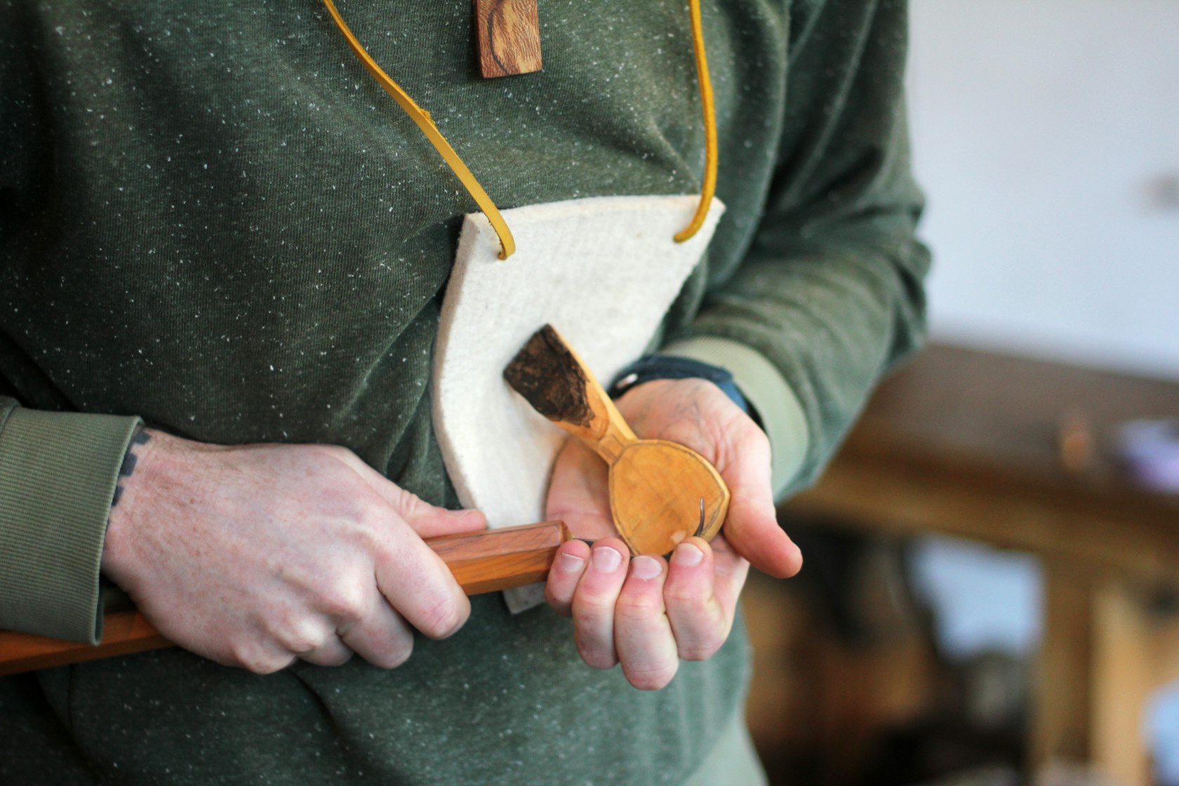 Carving a spoon bowl